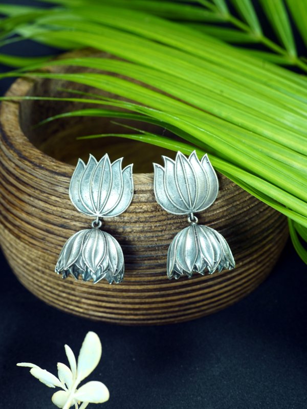 Elegent Lotus