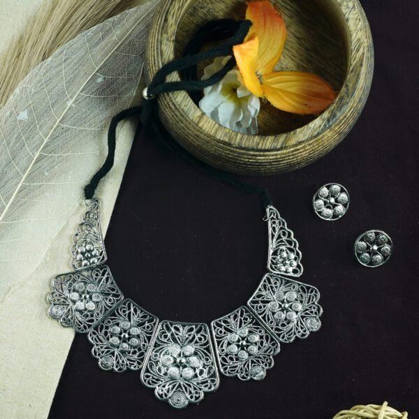 Asymmetrical Oxidised