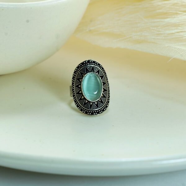 Big Monalisa Stone Finger Ring