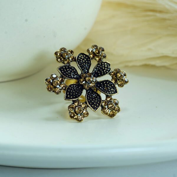 Folklore Flower Gold oxidised Ring